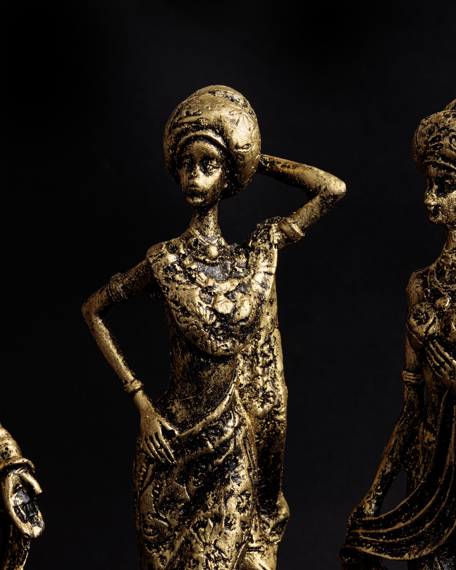 Noble Ladies (Set of 3)